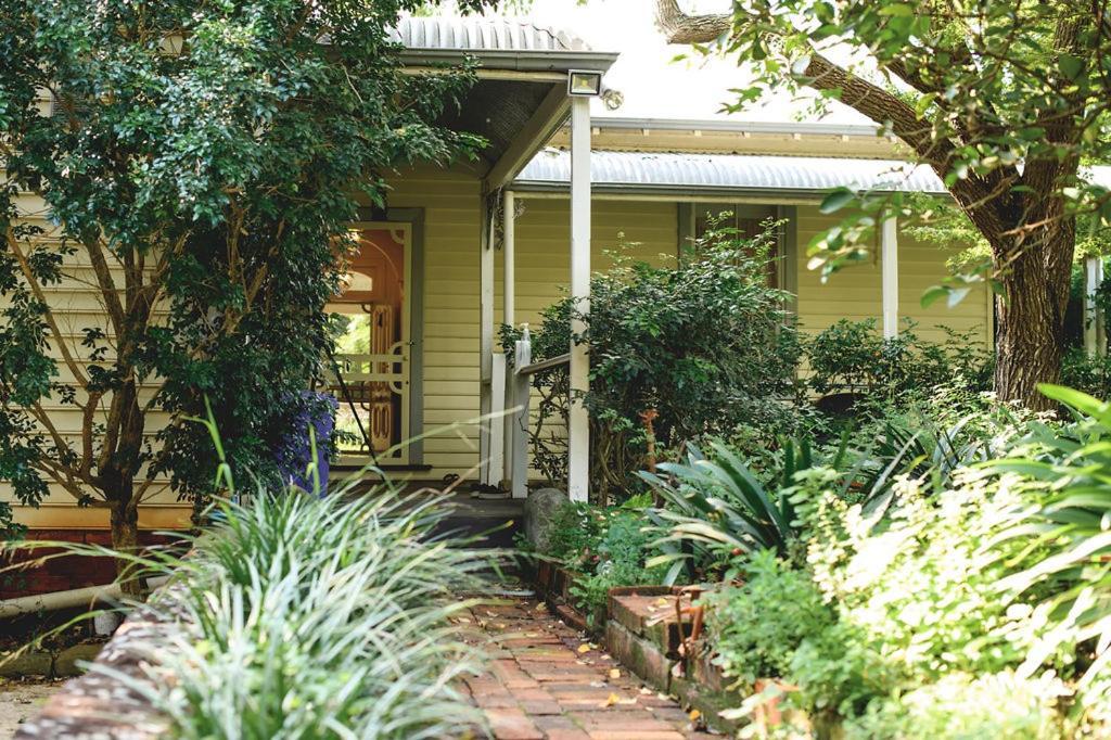 Plynlimmon-1860 Heritage Cottage Or Double Room With Orchard View Kurrajong Exteriér fotografie